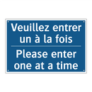 Veuillez entrer un à la fois - Please enter one at a time