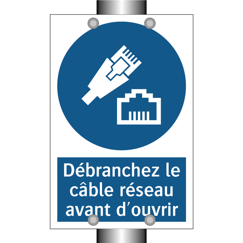 Débranchez le câble réseau avant d'ouvrir