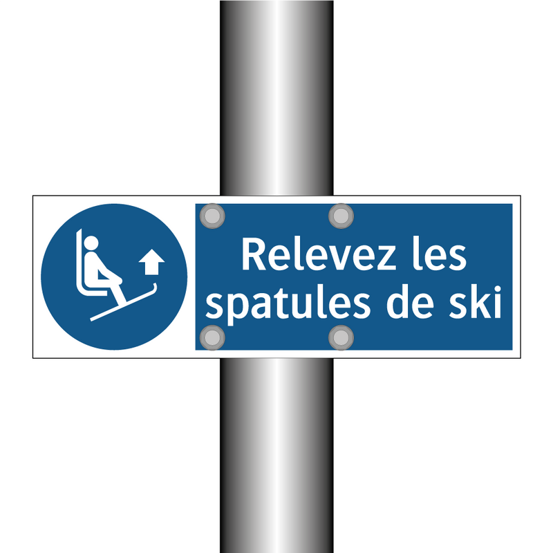 Relevez les spatules de ski