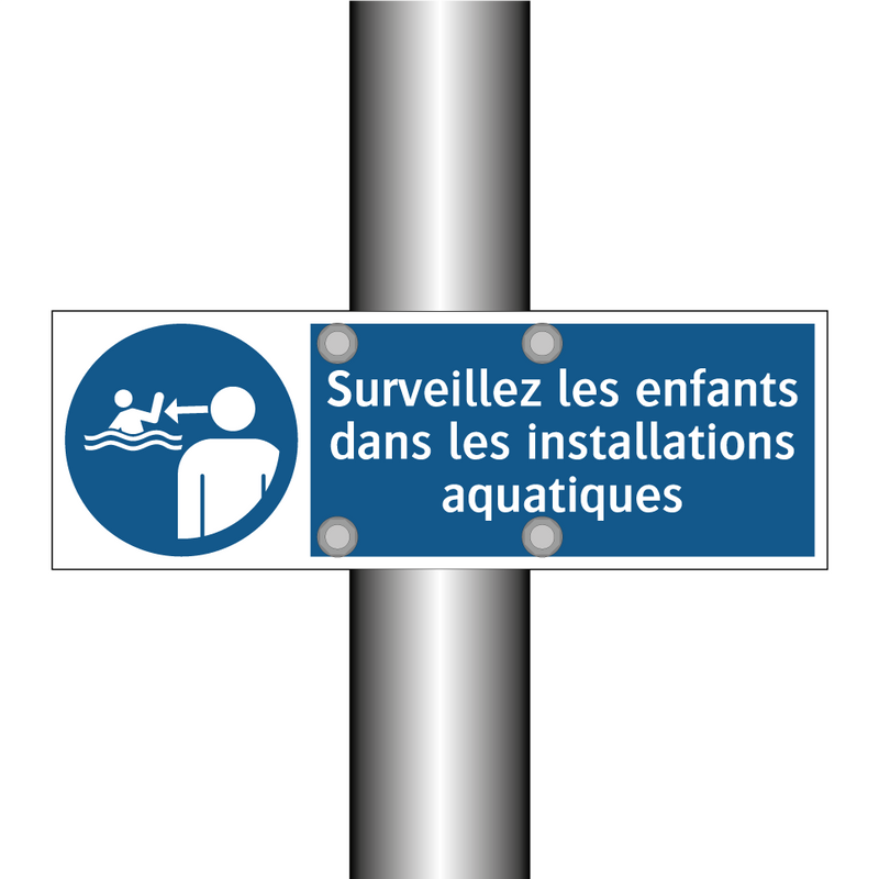 Surveillez les enfants dans les installations aquatiques