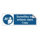 Surveillez les enfants dans l'eau