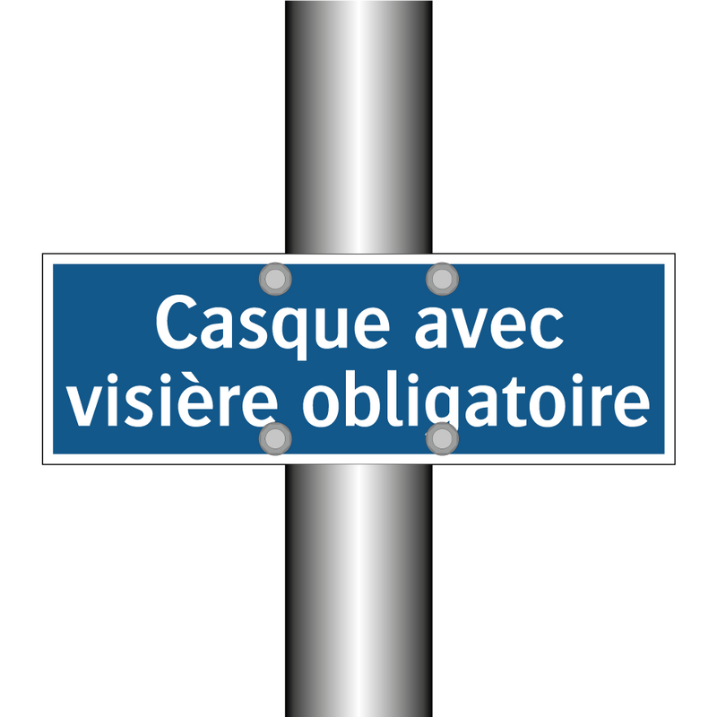 Casque avec visière obligatoire