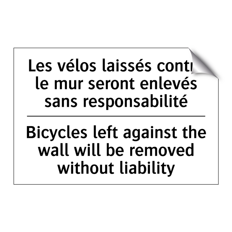 Les vélos laissés contre le mur  /.../ - Bicycles left against the wall  /.../
