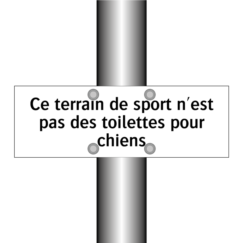 Ce terrain de sport n'est pas des toilettes pour chiens