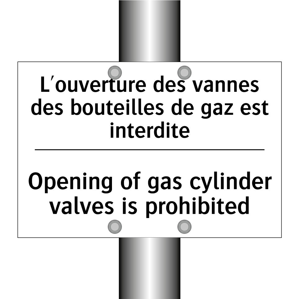 L'ouverture des vannes des bouteilles  /.../ - Opening of gas cylinder valves  /.../