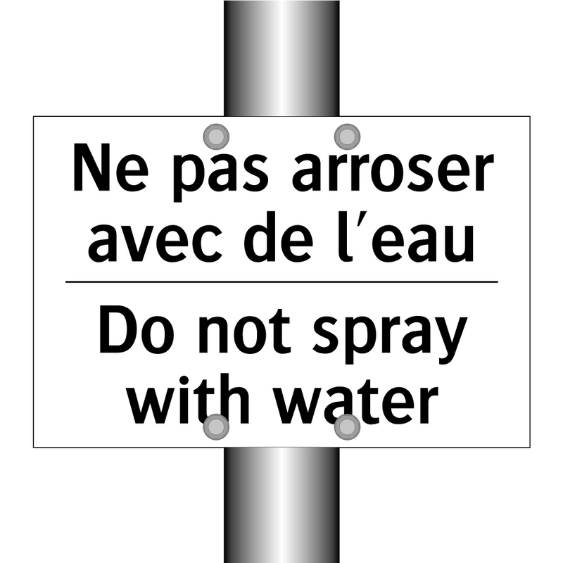 Ne pas arroser avec de l'eau - Do not spray with water