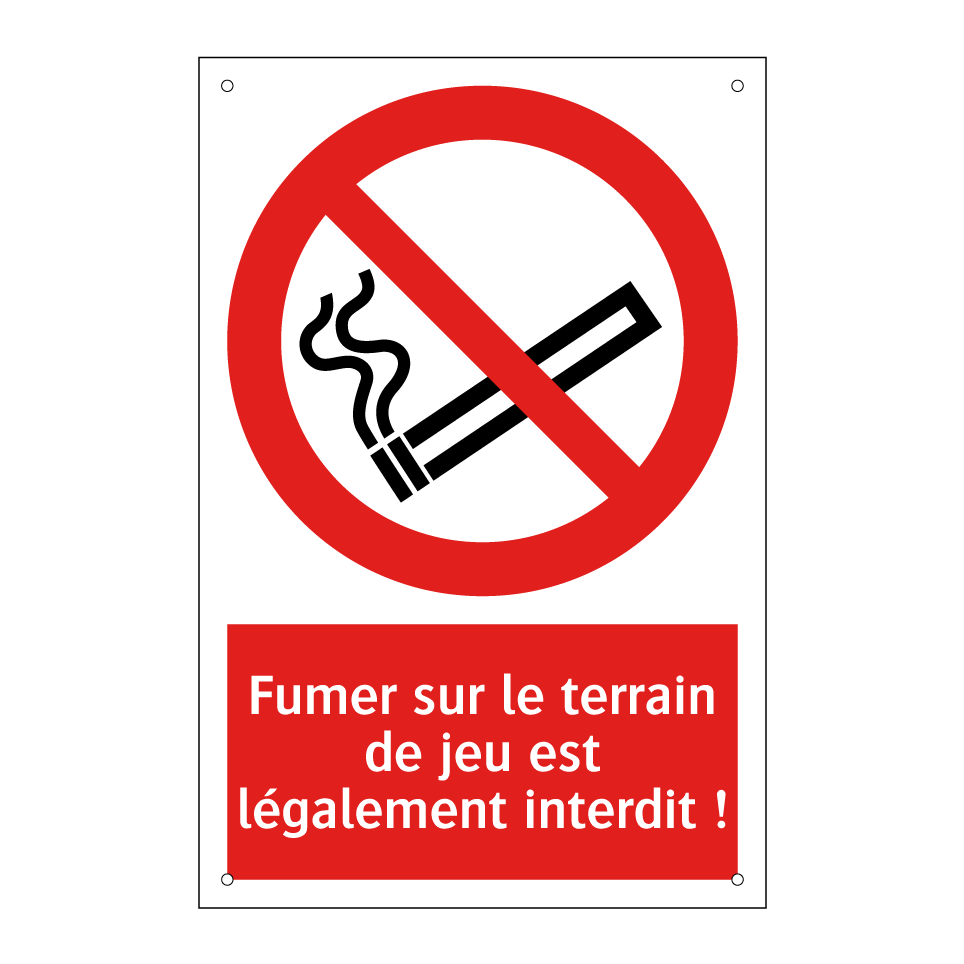 Fumer sur le terrain de jeu est légalement interdit !