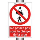 Ne passez pas sous la charge de la grue