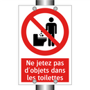 Ne jetez pas d'objets dans les toilettes