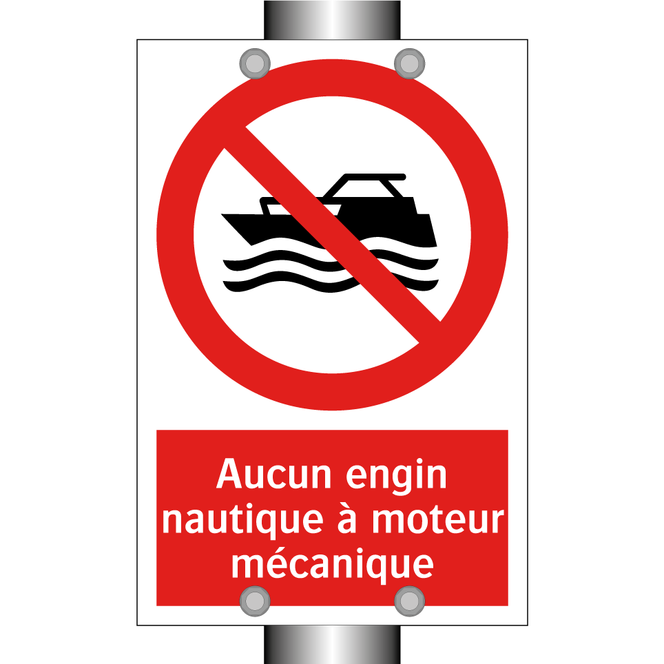 Aucun engin nautique à moteur mécanique