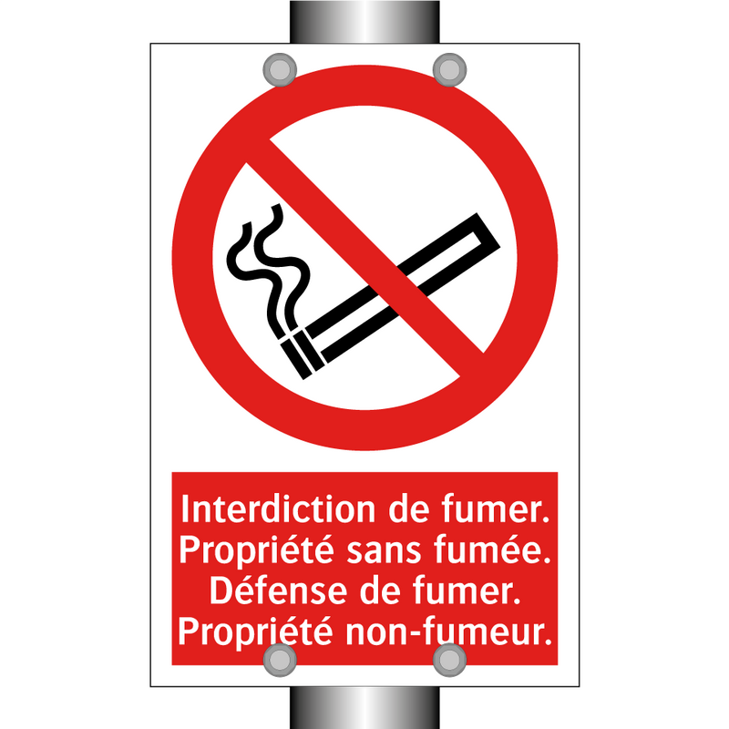 Interdiction de fumer. Propriété sans fumée. Défense de fumer. Propriété non-fumeur.