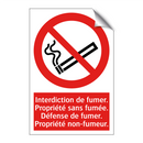 Interdiction de fumer. Propriété sans fumée. Défense de fumer. Propriété non-fumeur.