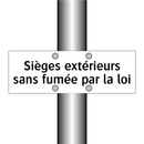 Sièges extérieurs sans fumée par la loi