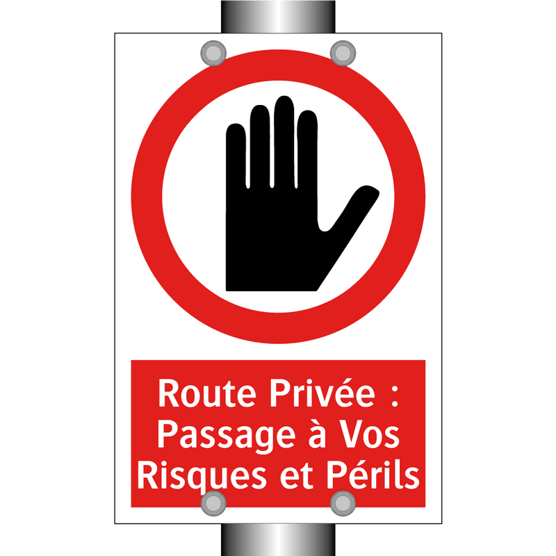 Route Privée : Passage à Vos Risques et Périls