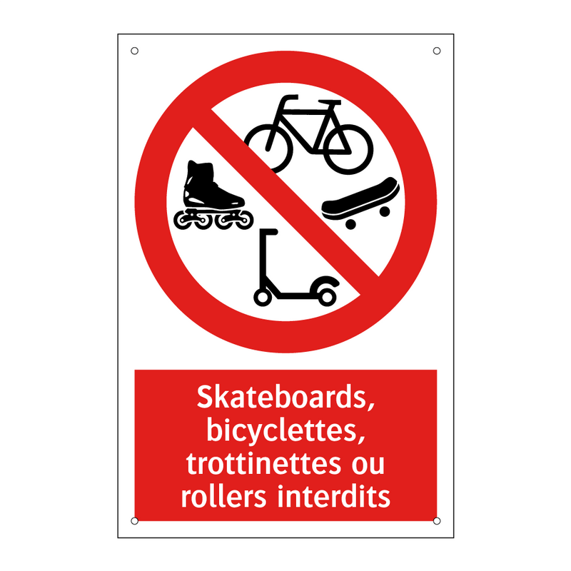 Skateboards, bicyclettes, trottinettes ou rollers interdits