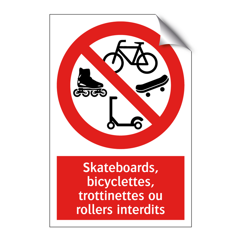 Skateboards, bicyclettes, trottinettes ou rollers interdits