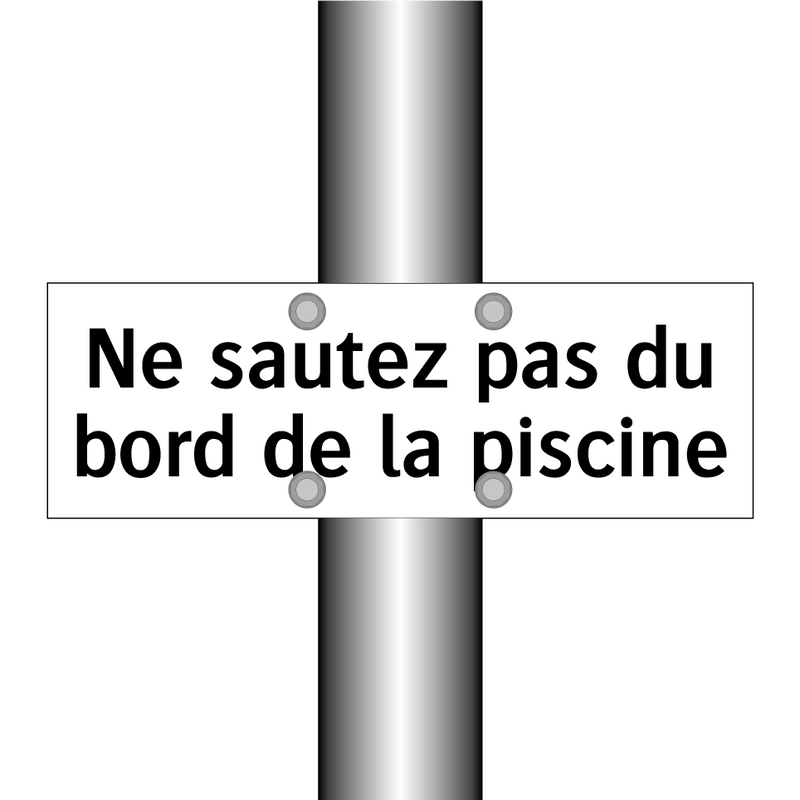 Ne sautez pas du bord de la piscine
