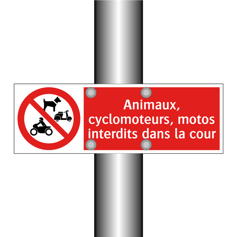 Animaux, cyclomoteurs, motos interdits dans la cour