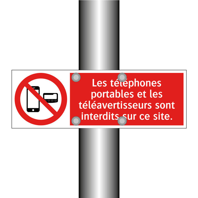 Les téléphones portables et les téléavertisseurs sont interdits sur ce site.