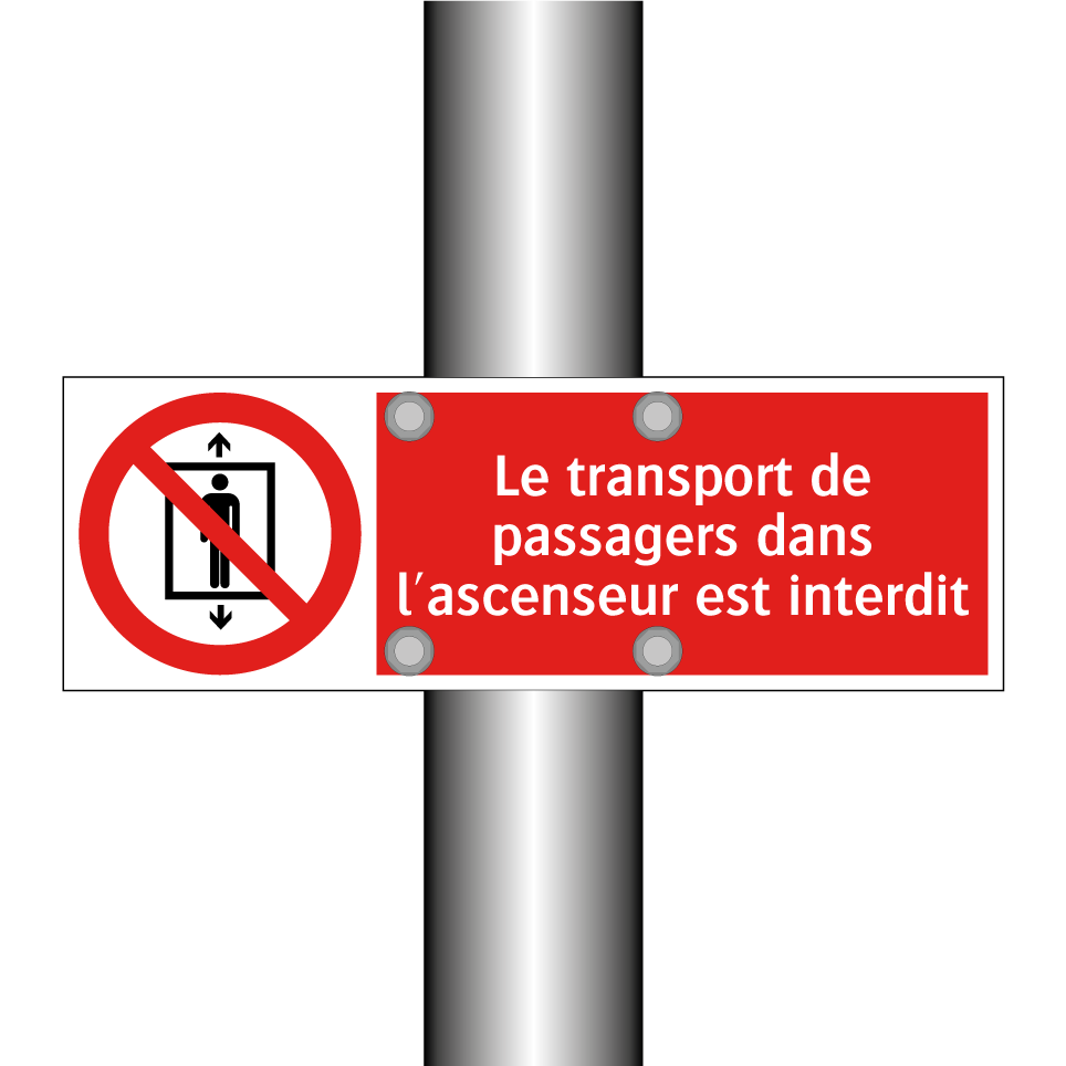 Le transport de passagers dans l'ascenseur est interdit