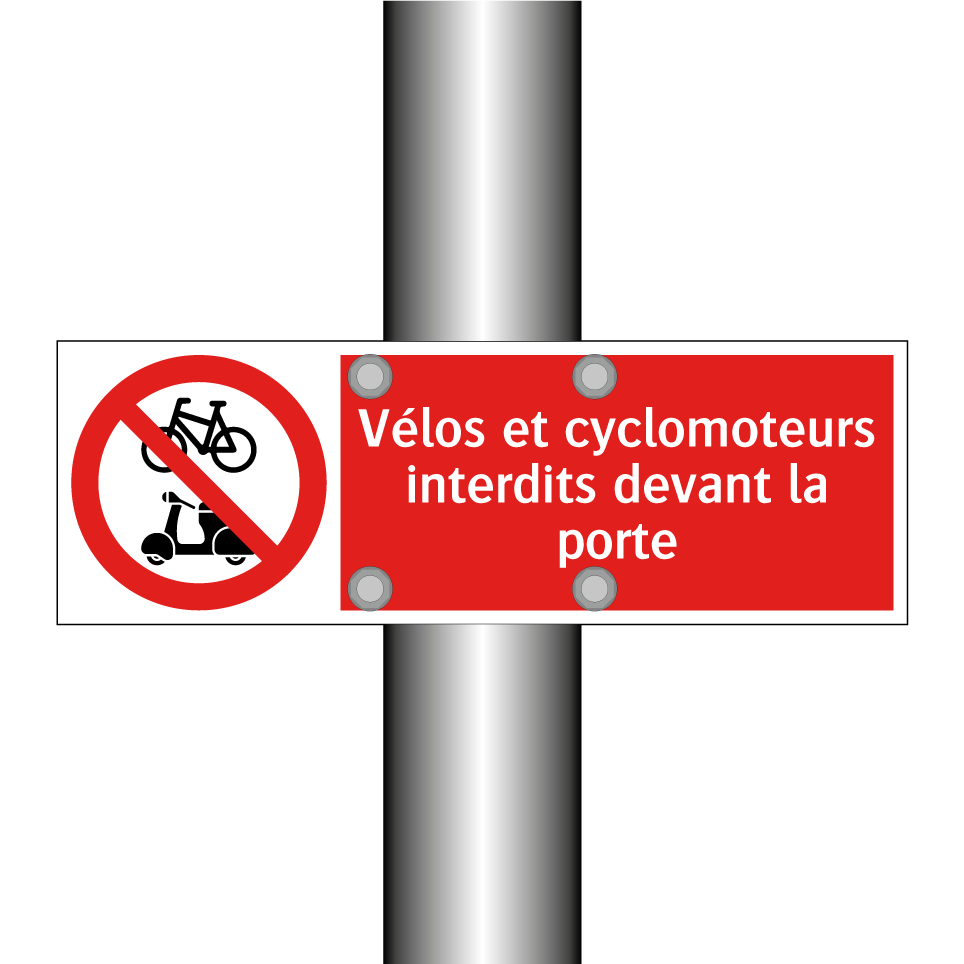 Vélos et cyclomoteurs interdits devant la porte