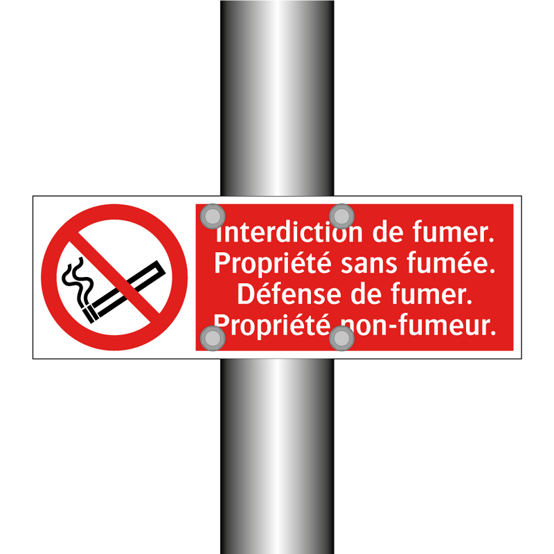 Interdiction de fumer. Propriété sans fumée. Défense de fumer. Propriété non-fumeur.