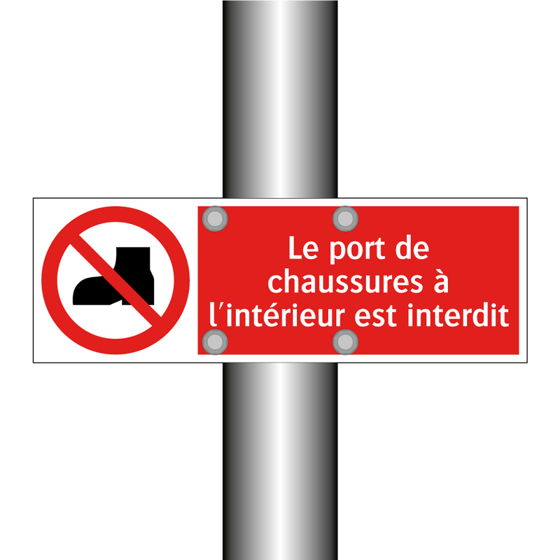 Le port de chaussures à l'intérieur est interdit