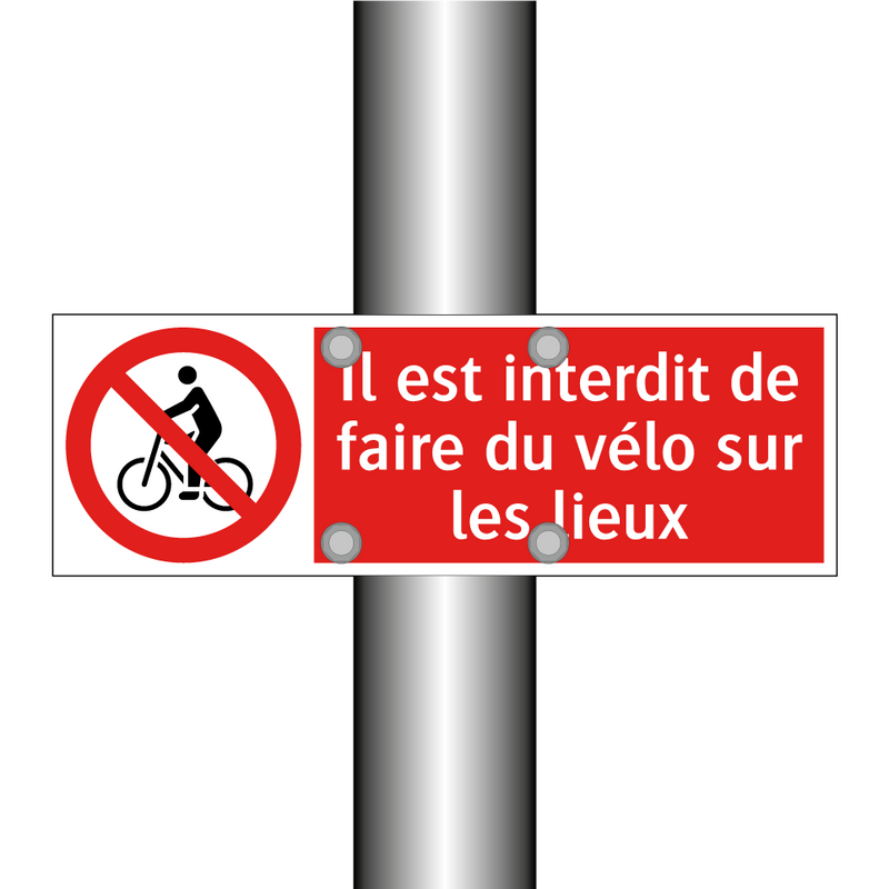 Il est interdit de faire du vélo sur les lieux