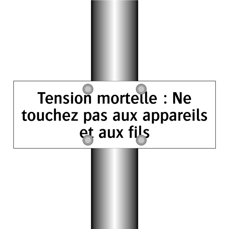 Tension mortelle : Ne touchez pas aux appareils et aux fils