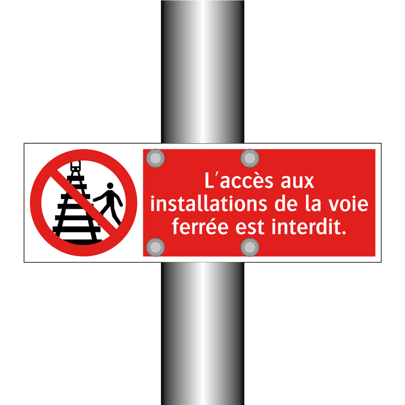L'accès aux installations de la voie ferrée est interdit.