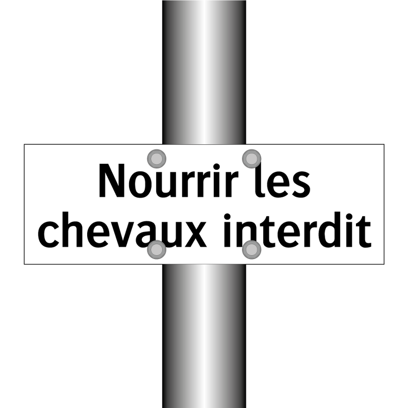 Nourrir les chevaux interdit