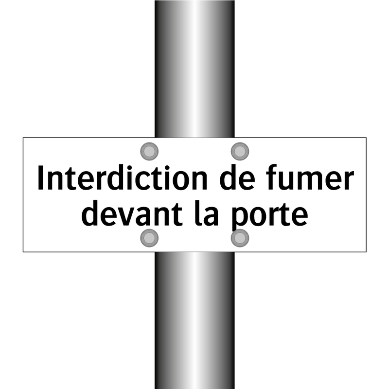 Interdiction de fumer devant la porte