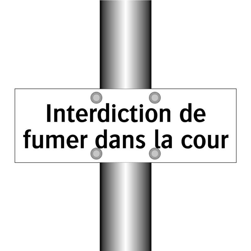 Interdiction de fumer dans la cour