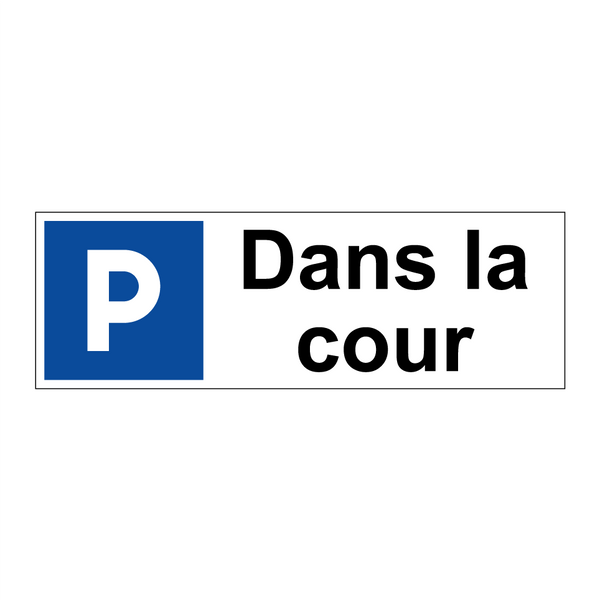 Dans la cour