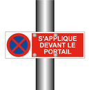 S'applique devant le portail