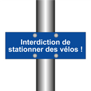Interdiction de stationner des vélos !