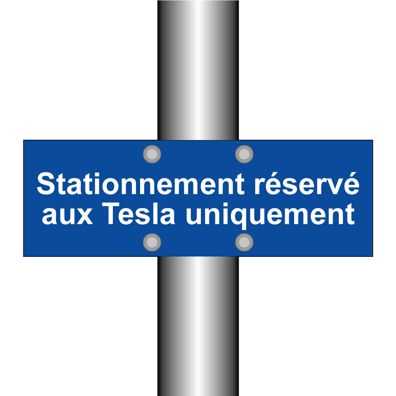 Stationnement réservé aux Tesla uniquement