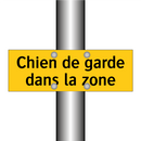 Chien de garde dans la zone