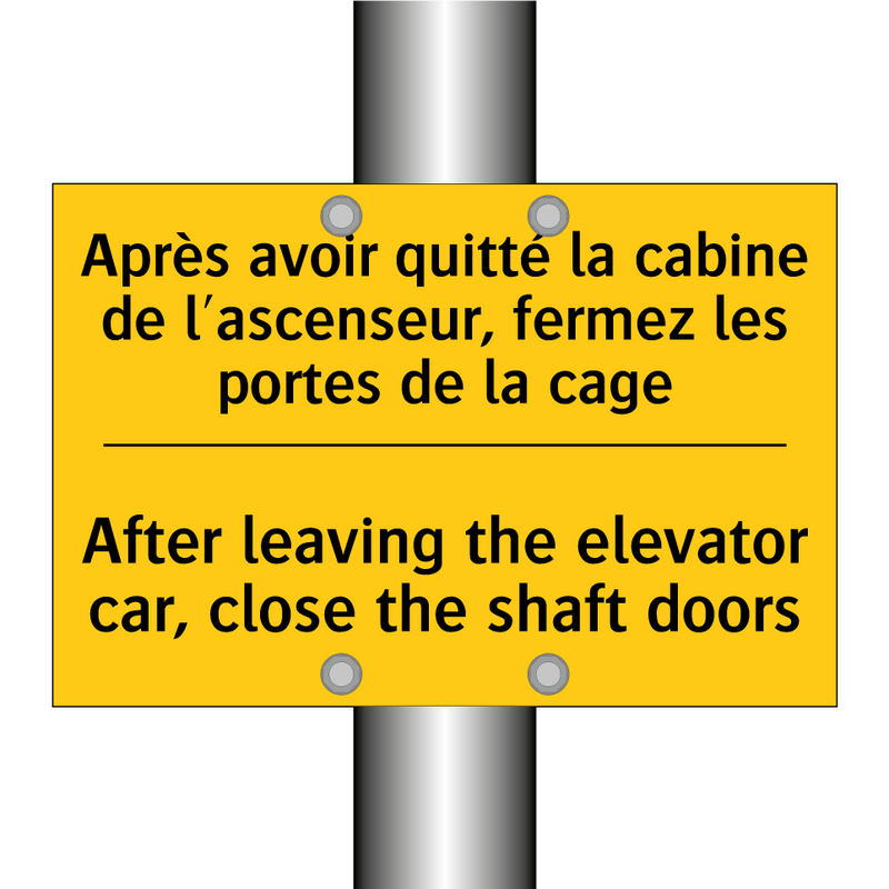 Après avoir quitté la cabine de  /.../ - After leaving the elevator car,  /.../