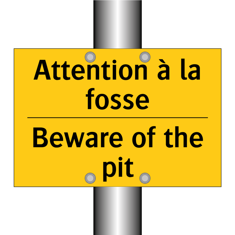 Attention à la fosse - Beware of the pit