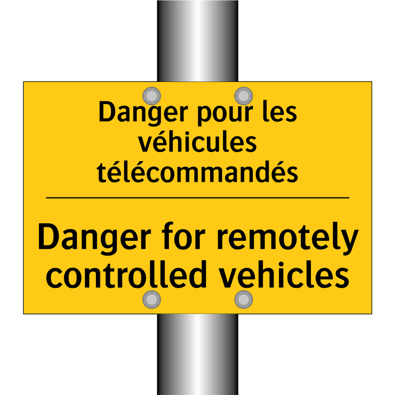 Danger pour les véhicules télécommandés /.../ - Danger for remotely controlled  /.../