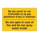 Ne pas ouvrir en cas d'incendie  /.../ - Do not open in case of fire and  /.../