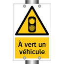 À vert un véhicule