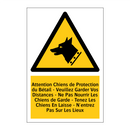 Attention Chiens de Protection du Bétail - Veuillez Garder Vos Distances - Ne Pas Nourrir Les Chiens de Garde - Tenez Les Chiens En Laisse - N'entrez Pas Sur Les Lieux