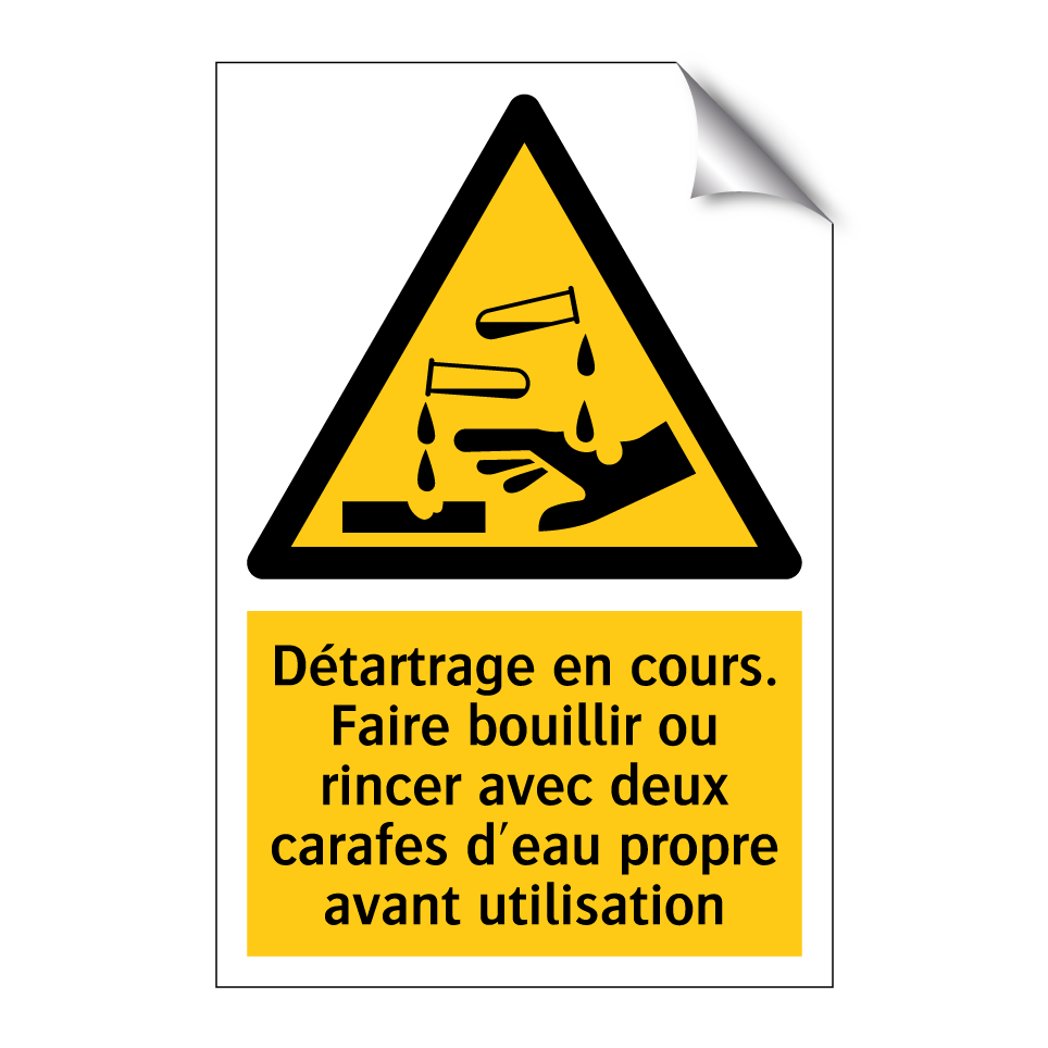 Détartrage en cours. Faire bouillir ou rincer avec deux carafes d'eau propre avant utilisation