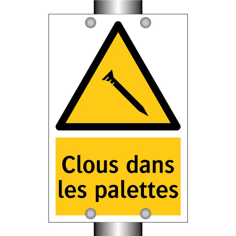 Clous dans les palettes