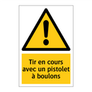 Tir en cours avec un pistolet à boulons