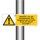 Attention ! Les gaz d'échappement sont dangereux pour la santé. Évitez les séjours prolongés !