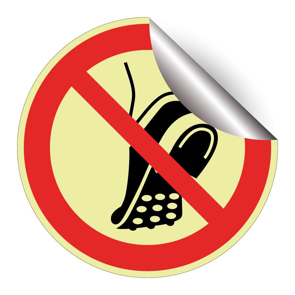 P035 Ne pas porter de chaussures à crampons métalliques
